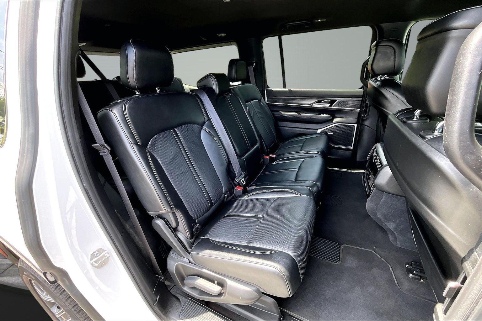 2024 Jeep Wagoneer Series II