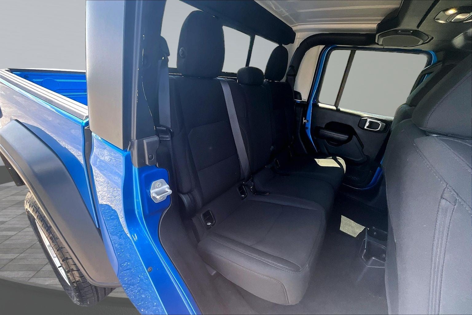 2023 Jeep Gladiator Sport S