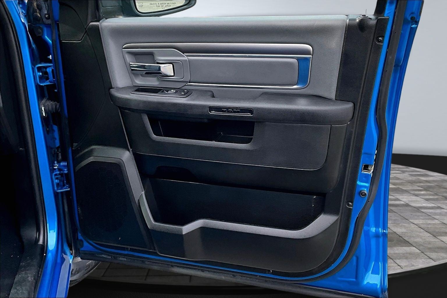 2021 RAM 1500 Classic SLT