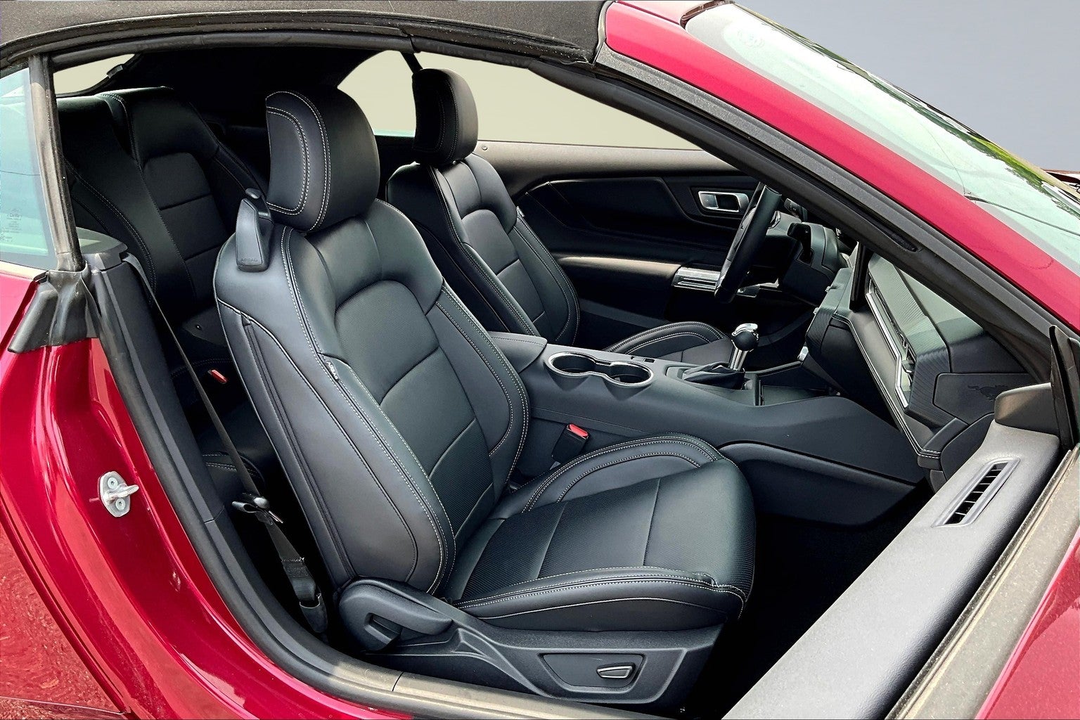 2025 Ford Mustang EcoBoost Premium