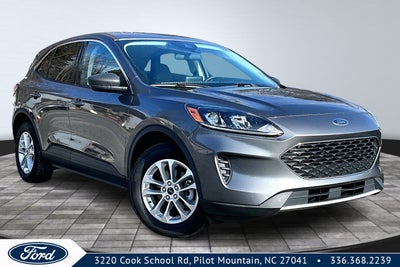 2022 Ford Escape SE Hybrid