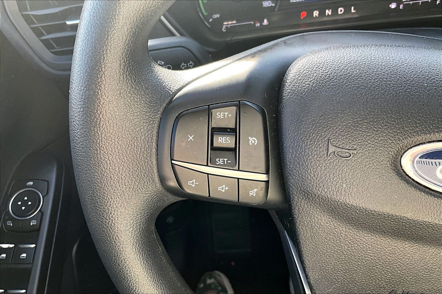 2022 Ford Escape SE Hybrid