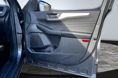 2022 Ford Escape SE Hybrid