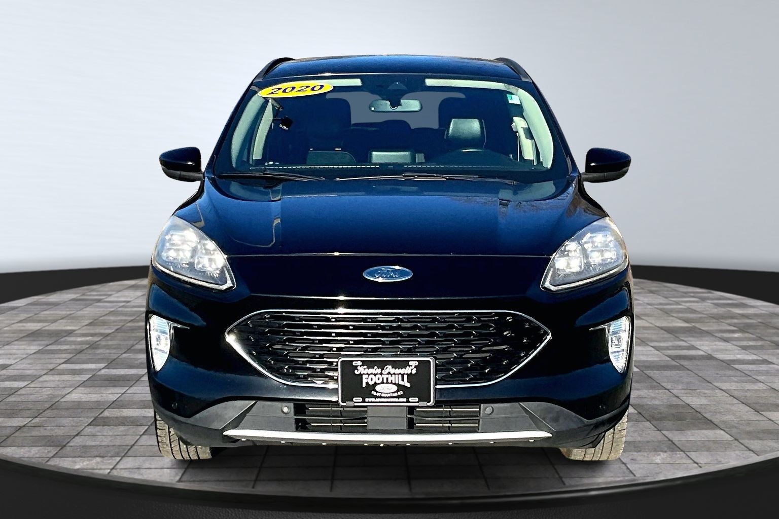 2020 Ford Escape Titanium