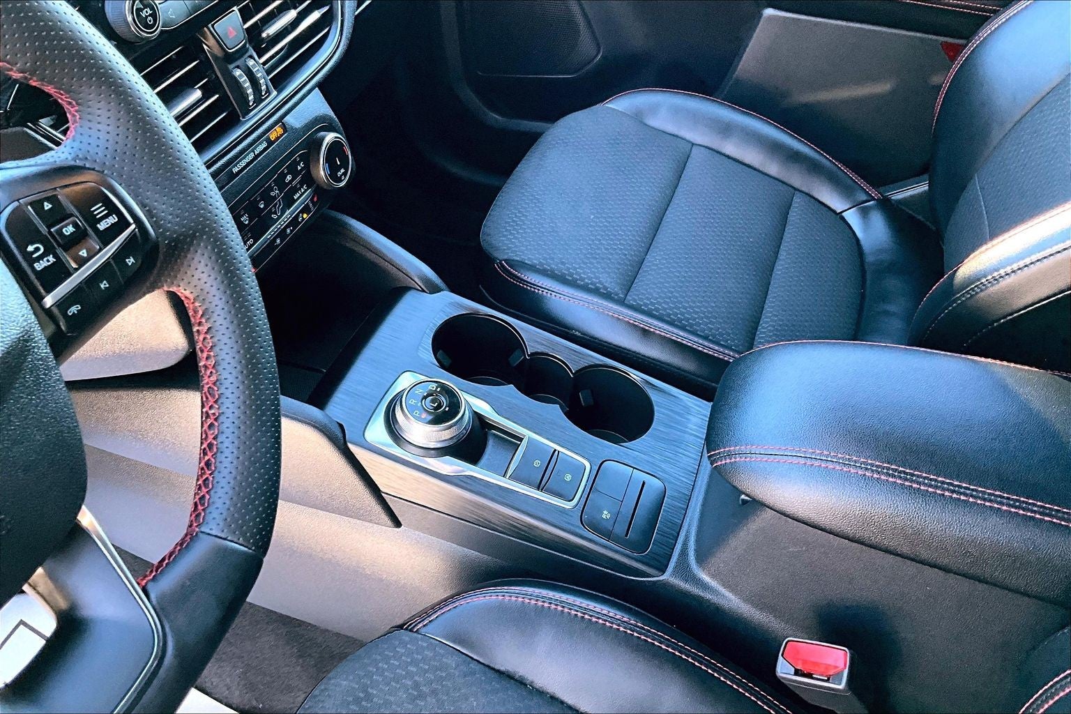 2023 Ford Escape ST-Line Select