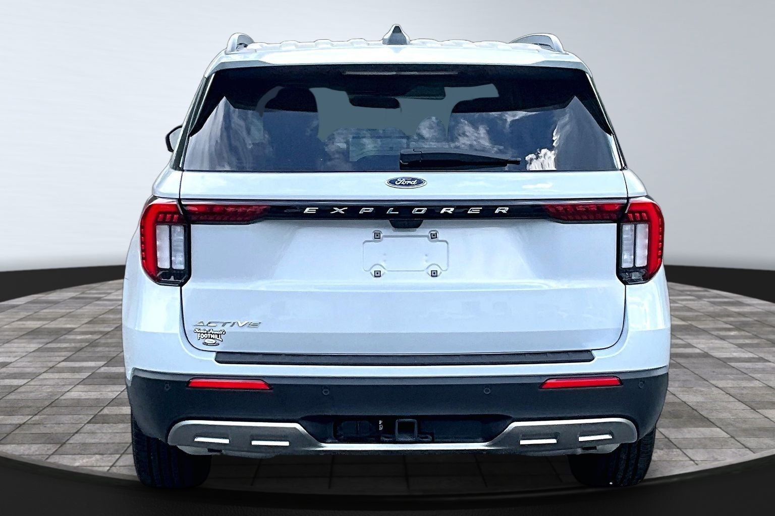 2026 Ford Explorer Active w/200A Pkg