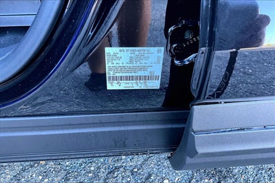 2027 Ford Explorer Active w/200A Pkg