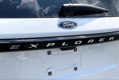2026 Ford Explorer XLT