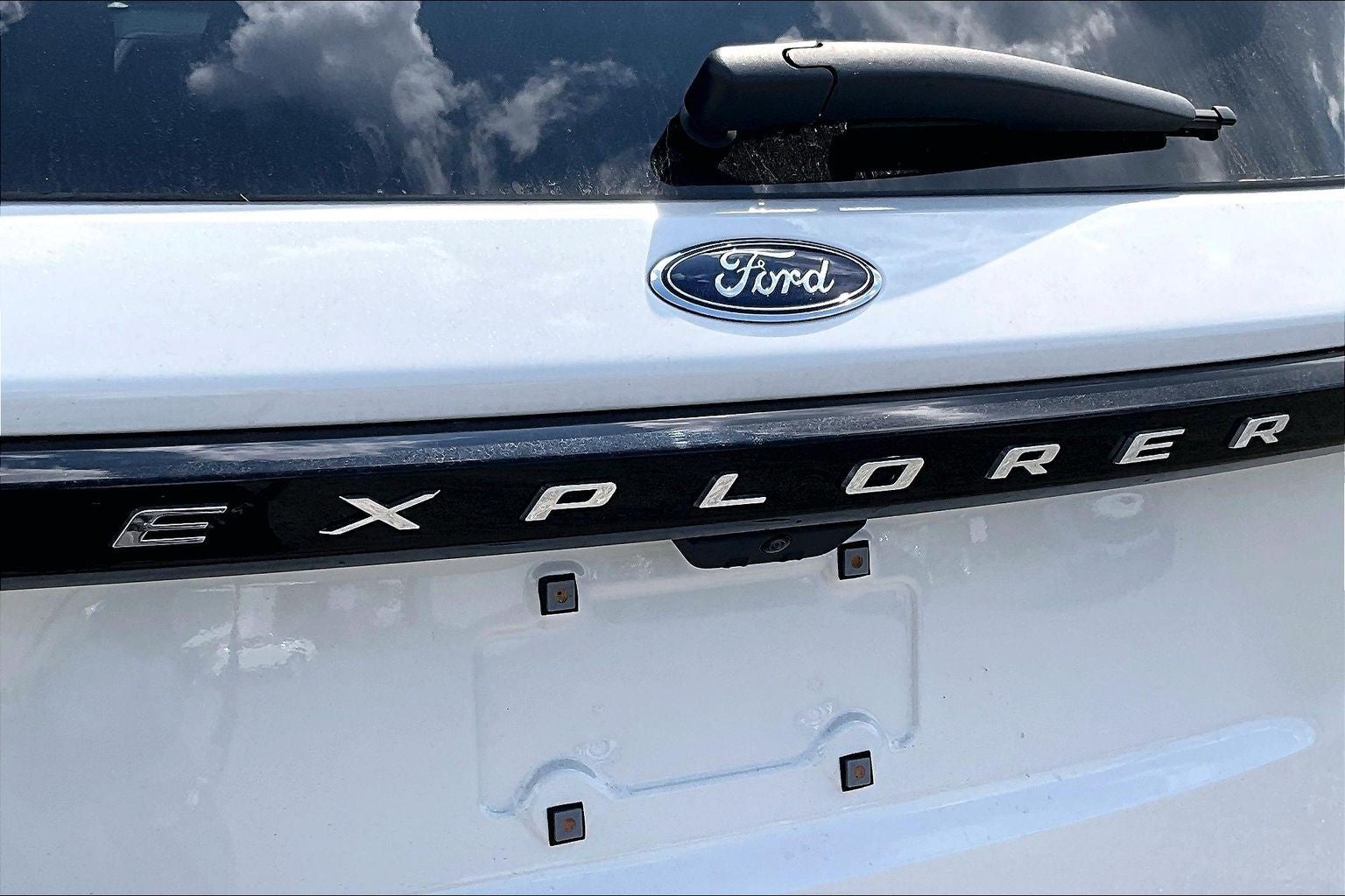 2026 Ford Explorer XLT