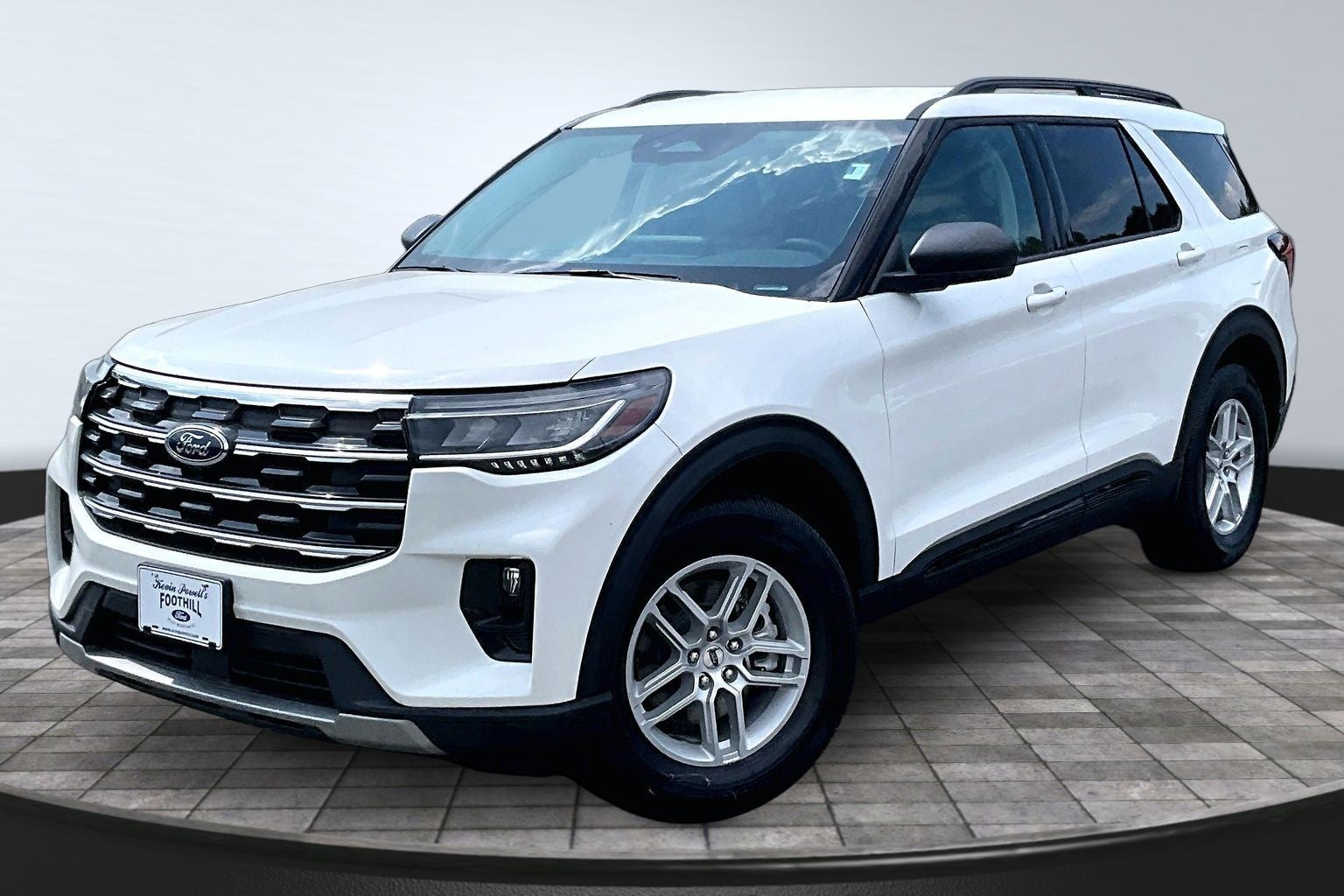 2026 Ford Explorer Active w/200A Pkg