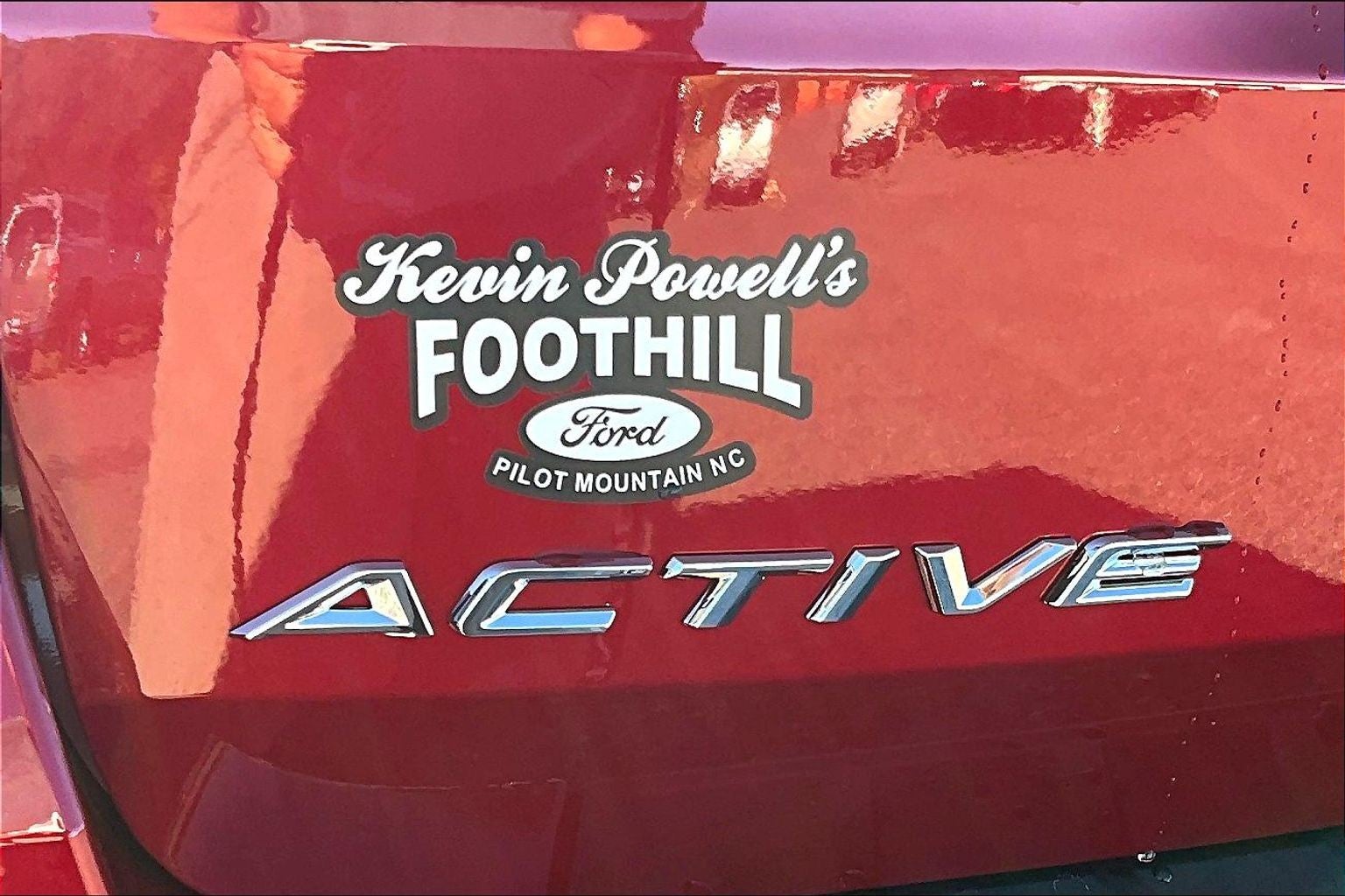 2027 Ford Explorer Active w/200A Pkg