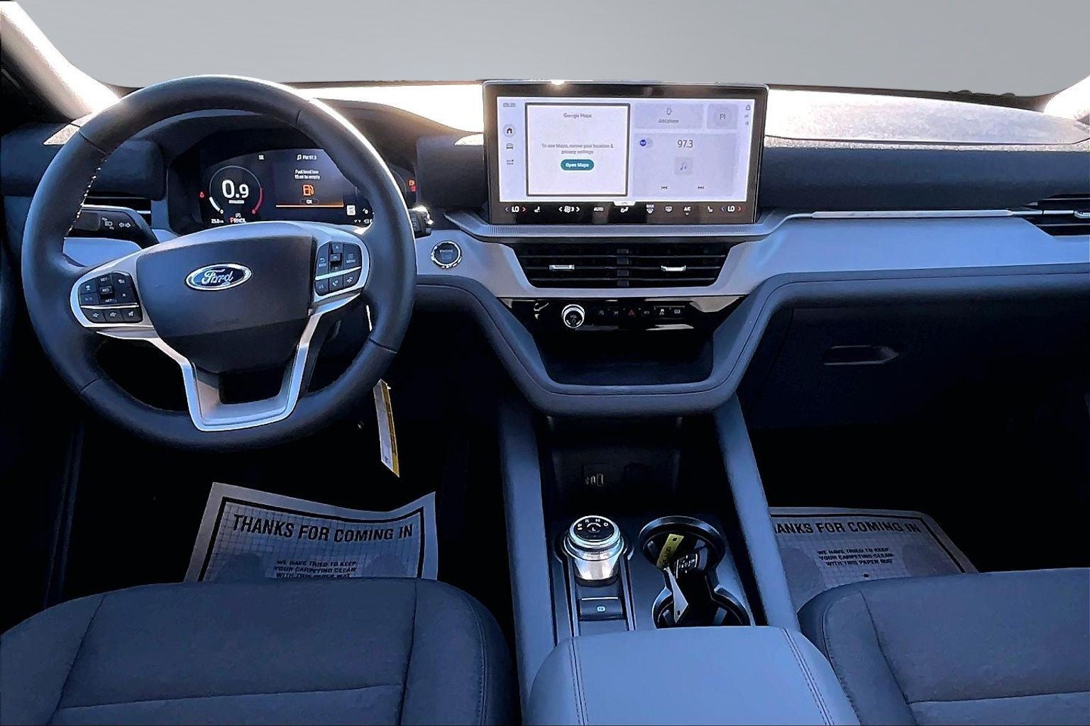 2027 Ford Explorer Active w/200A Pkg