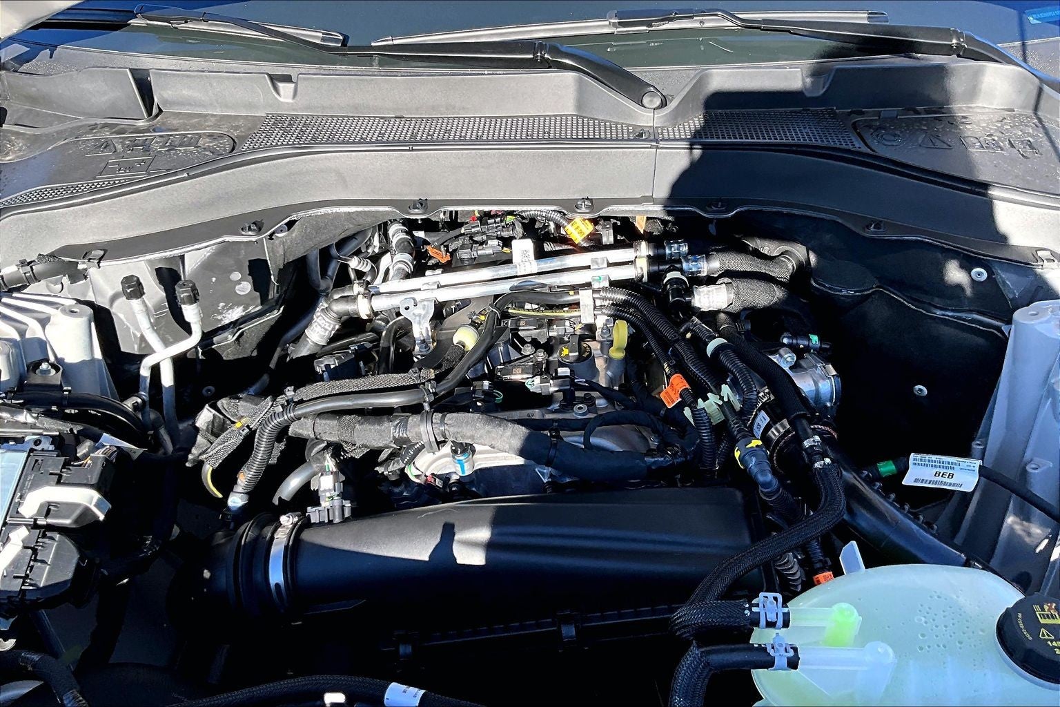 2027 Ford Explorer Active w/200A Pkg