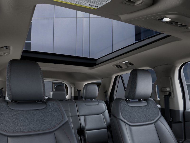 2027 Ford Explorer Active w/200A Pkg