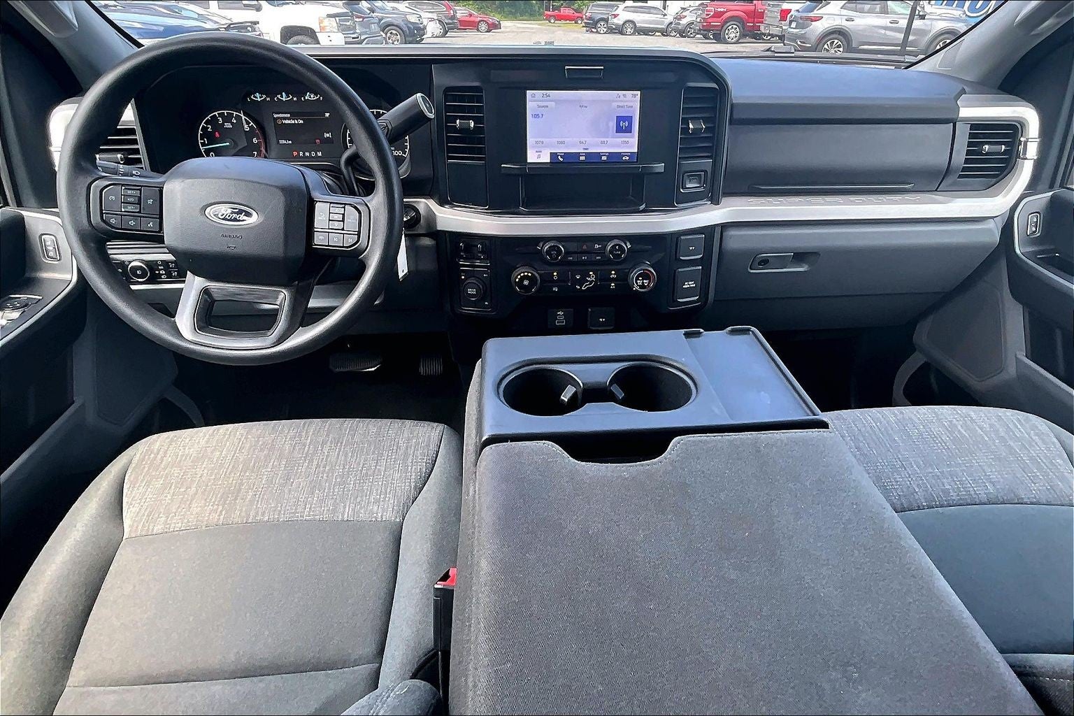 2025 Ford Super Duty F-250 SRW Base