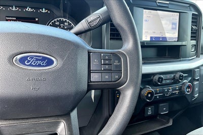 2025 Ford Super Duty F-250 SRW Base