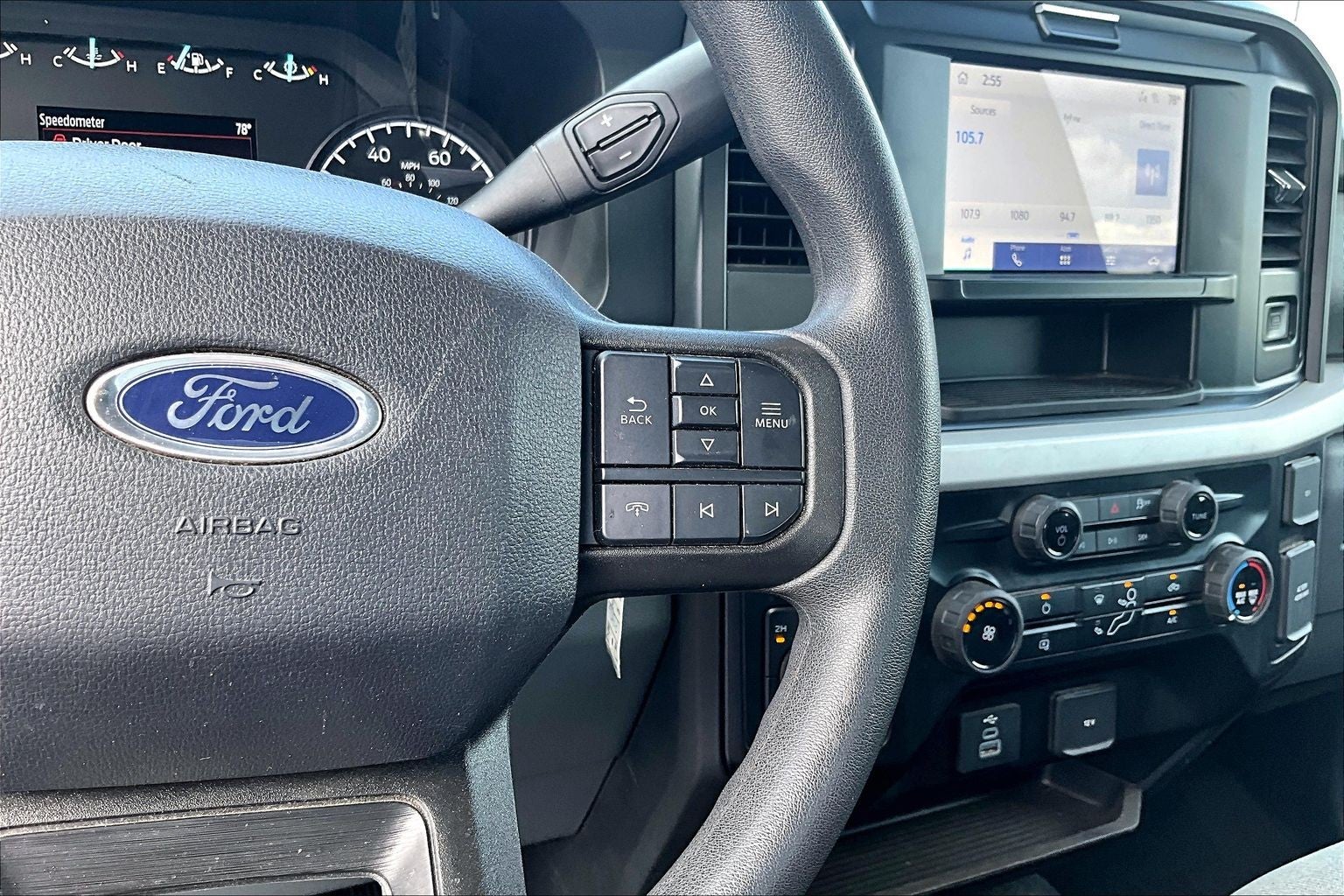 2025 Ford Super Duty F-250 SRW Base