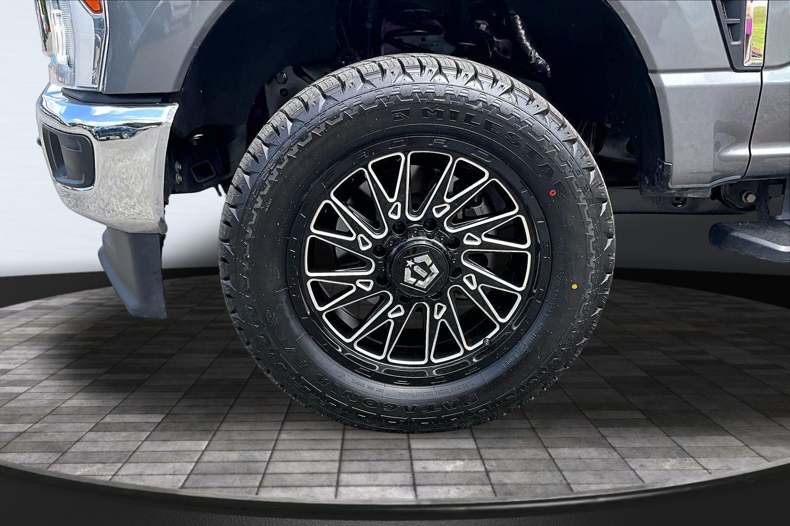 2025 Ford Super Duty F-250 SRW Base