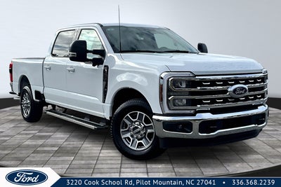 2026 Ford Super Duty F-350 SRW LARIAT