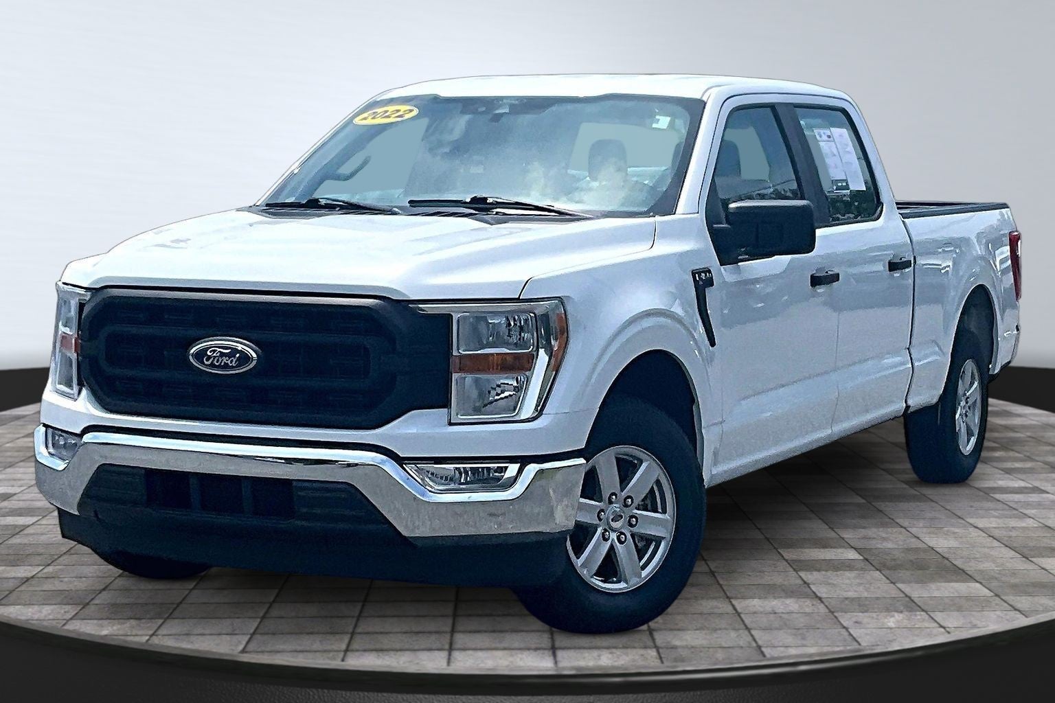 2022 Ford F-150 Base