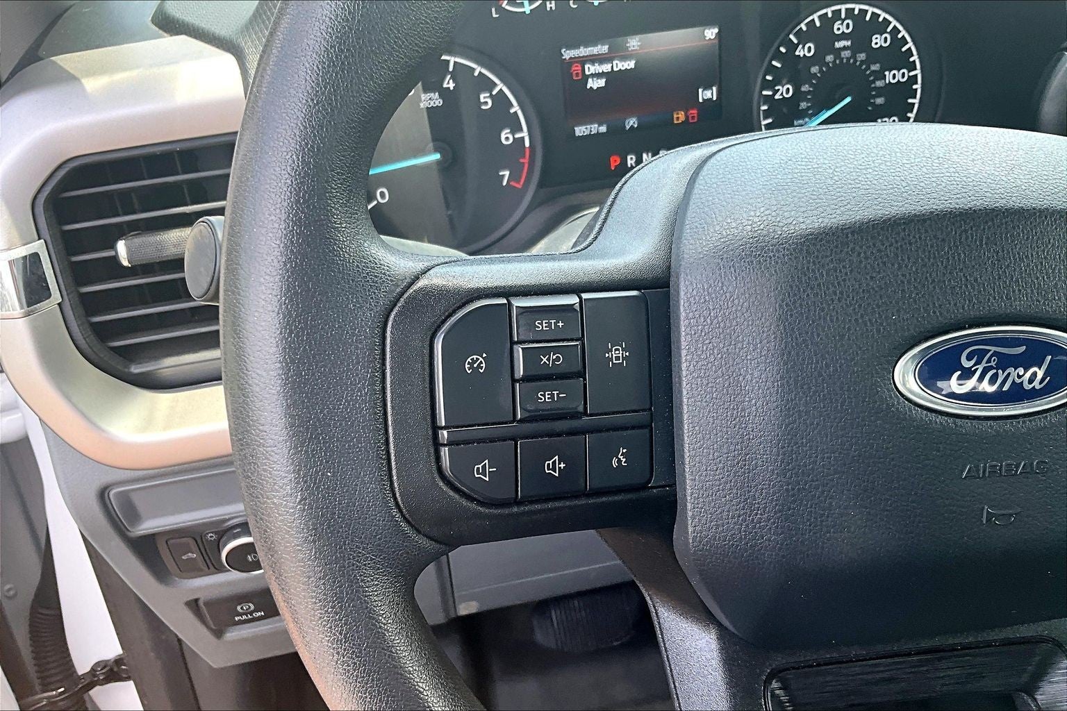 2022 Ford F-150 Base