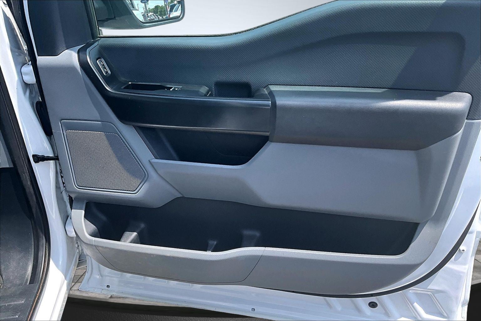 2022 Ford F-150 Base