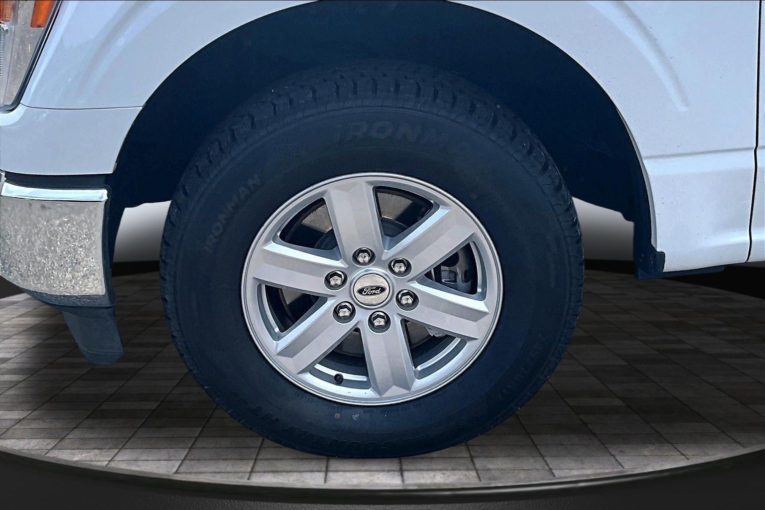 2022 Ford F-150 Base