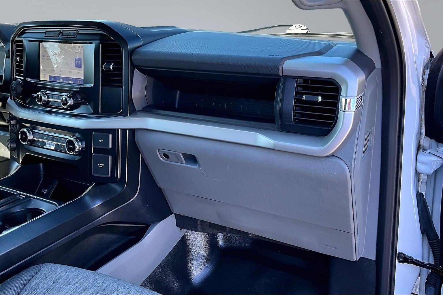 2022 Ford F-150 Base