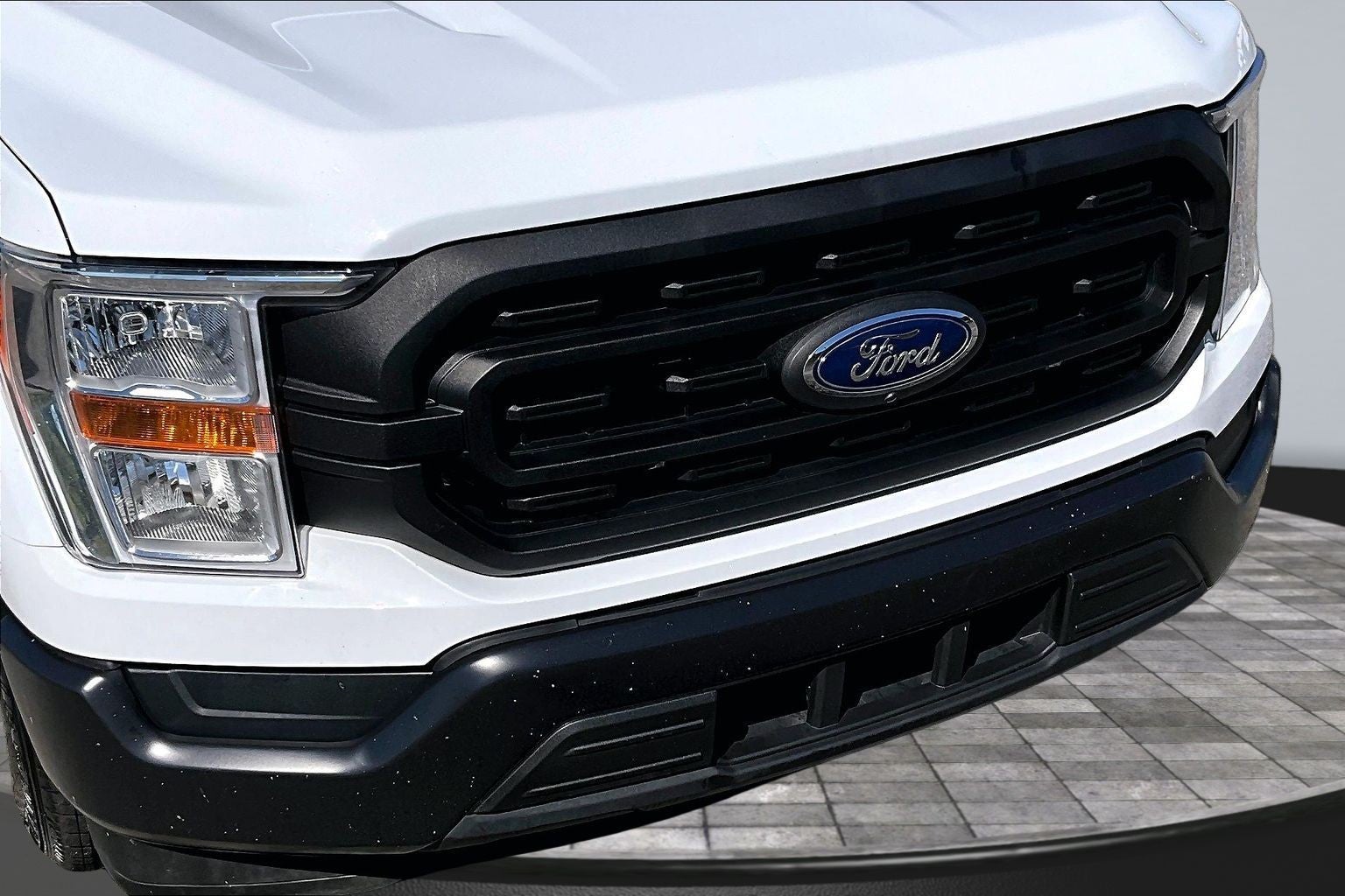 2022 Ford F-150 Base