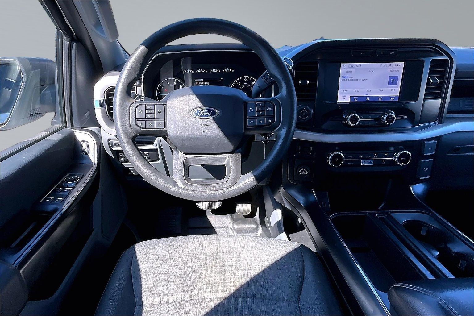 2022 Ford F-150 Base