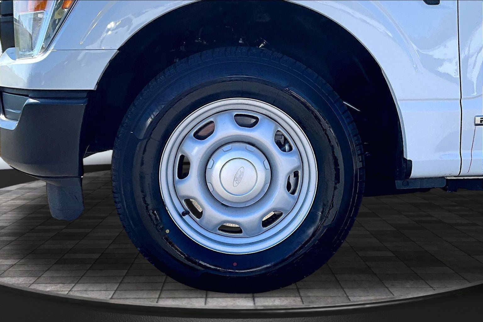 2022 Ford F-150 Base