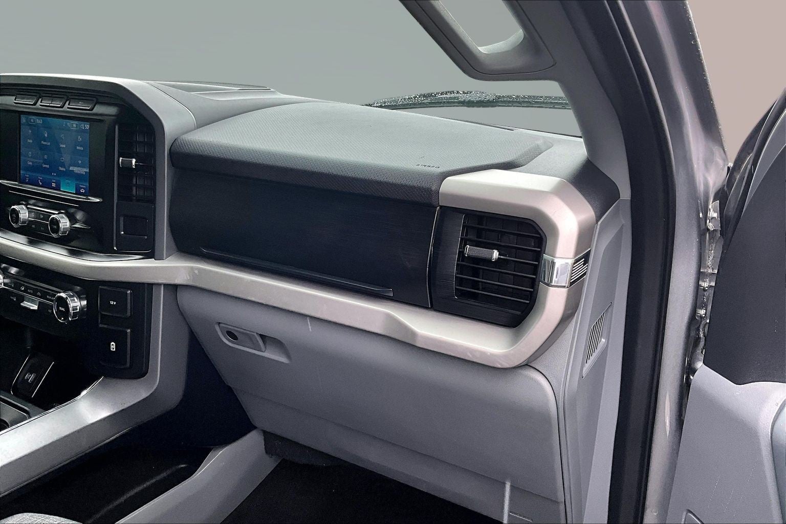 2022 Ford F-150 Base