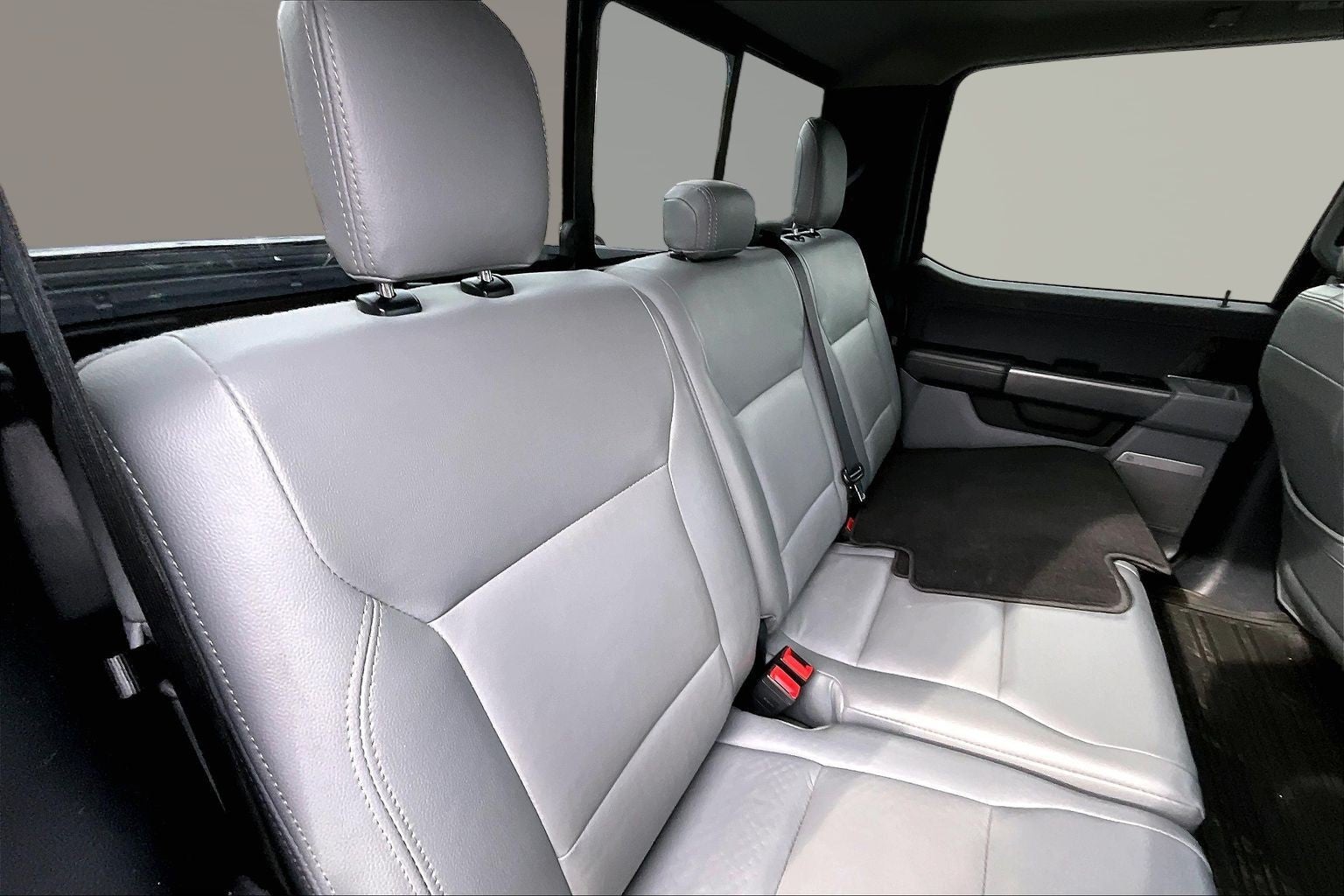 2021 Ford F-150 Base