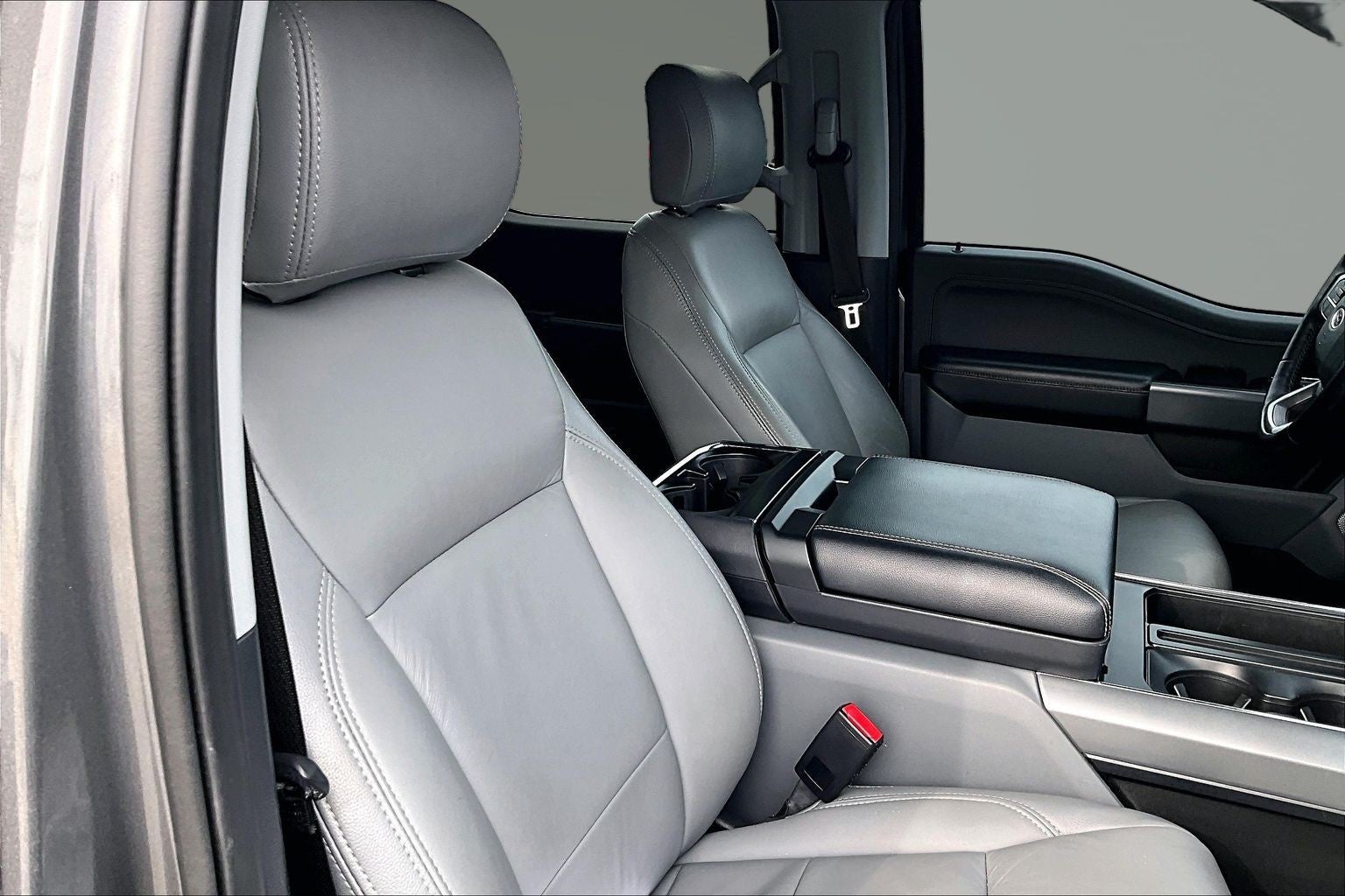 2021 Ford F-150 Base