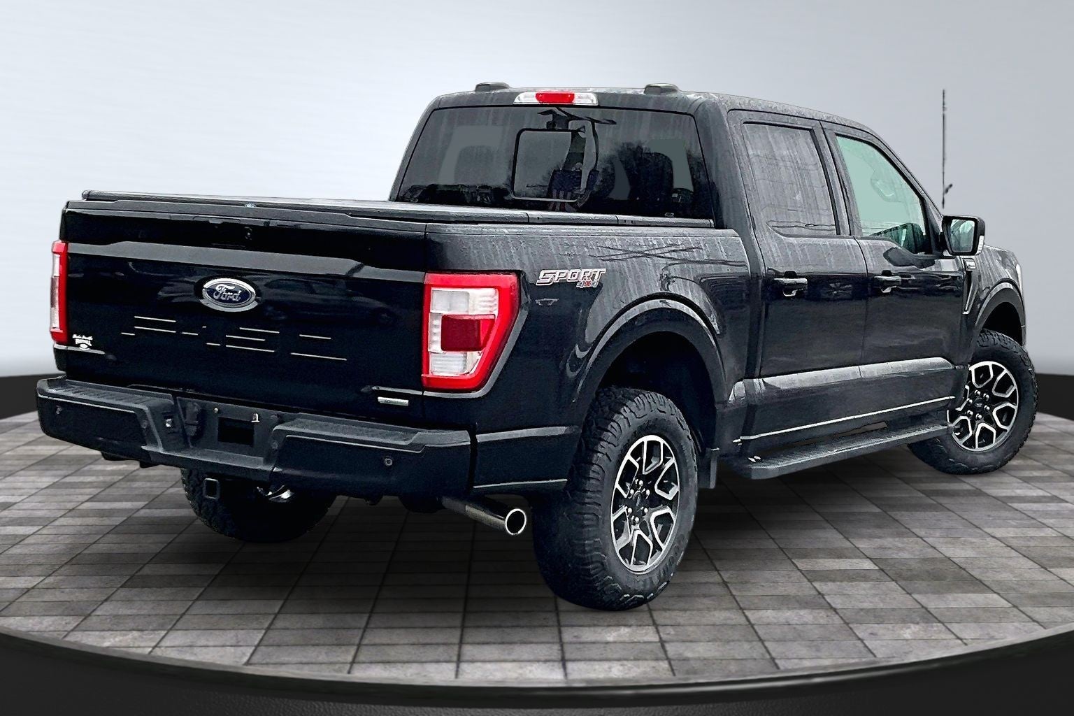 2022 Ford F-150 Base