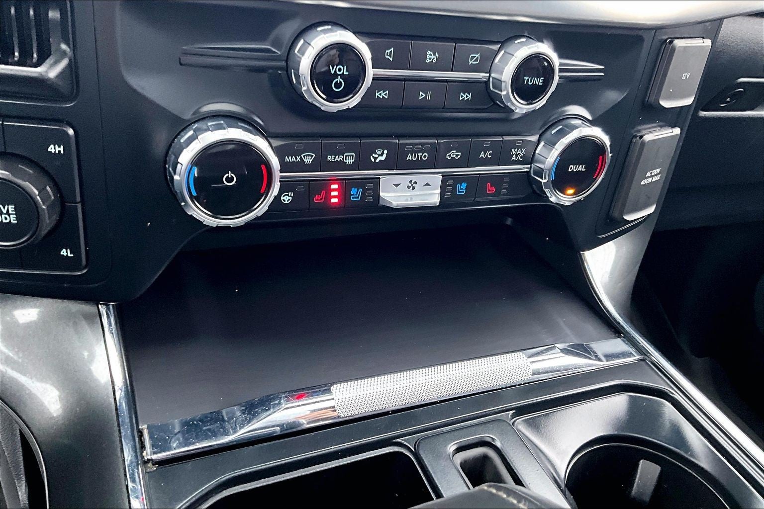 2022 Ford F-150 Base