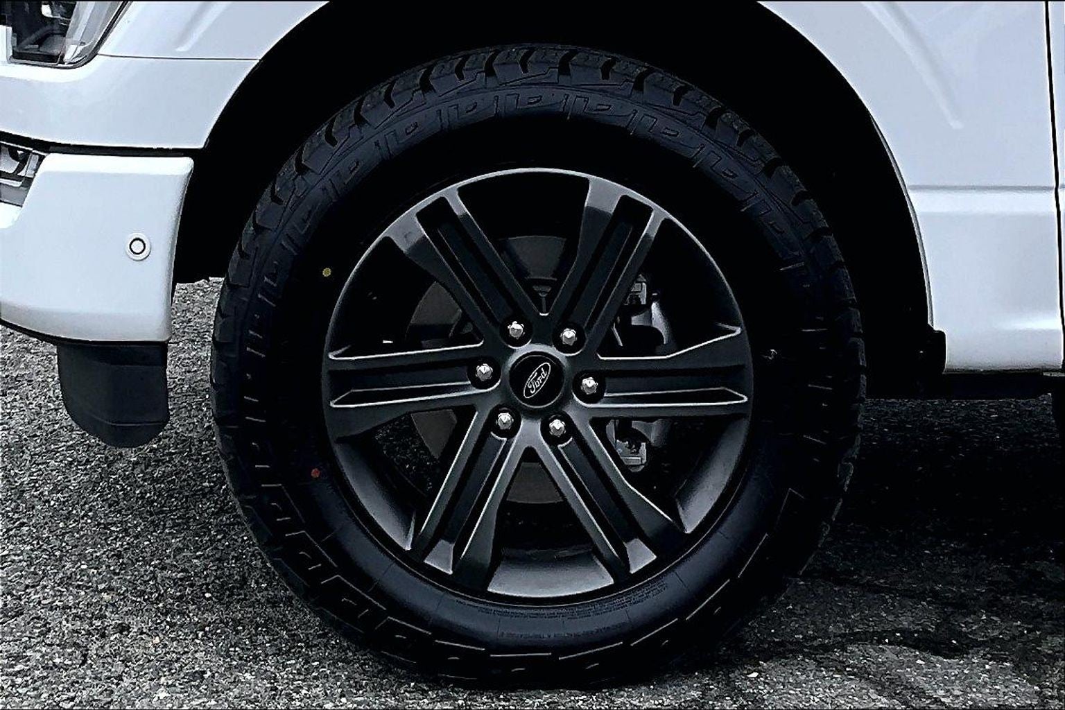 2022 Ford F-150 Base