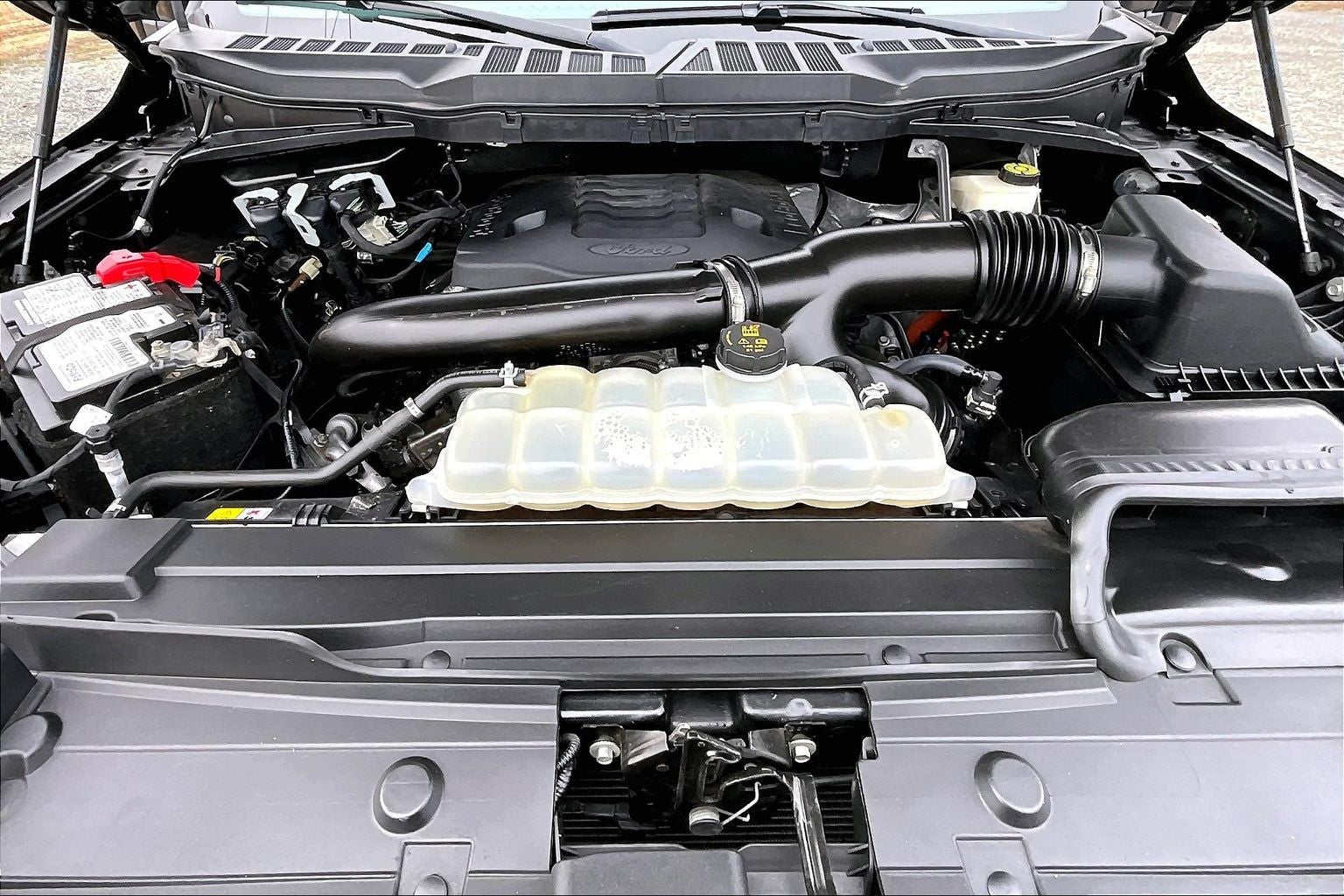 2022 Ford F-150 Base