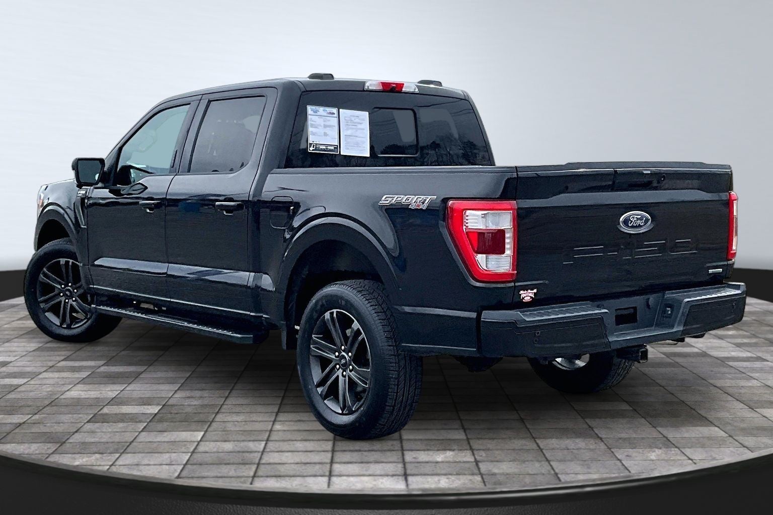 2022 Ford F-150 Base