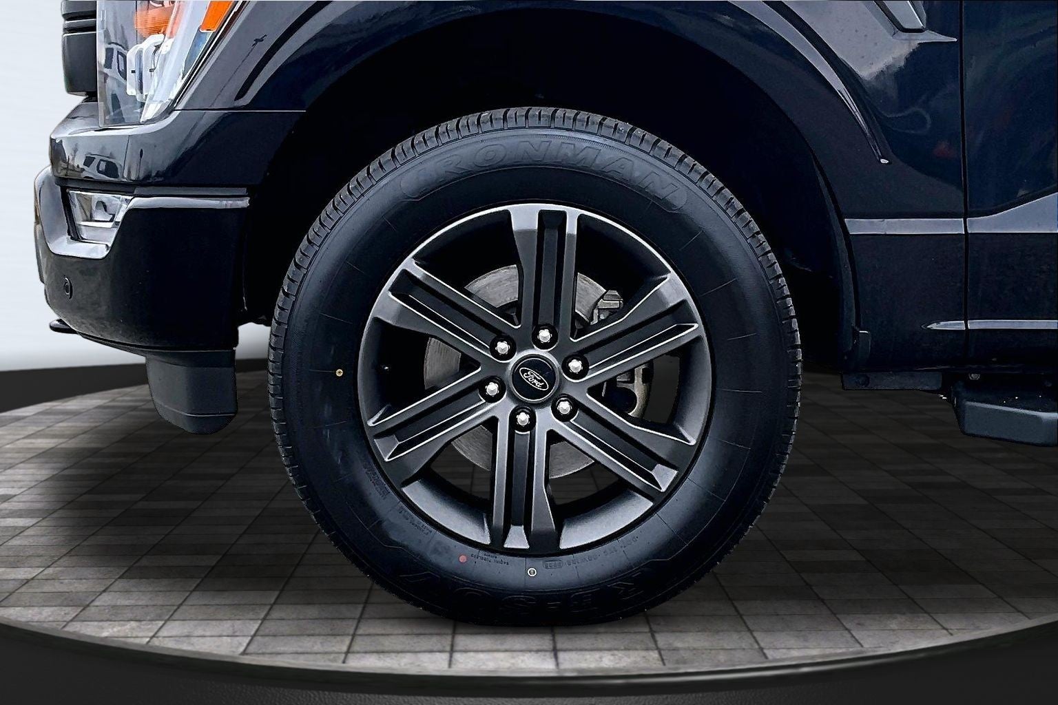 2022 Ford F-150 Base