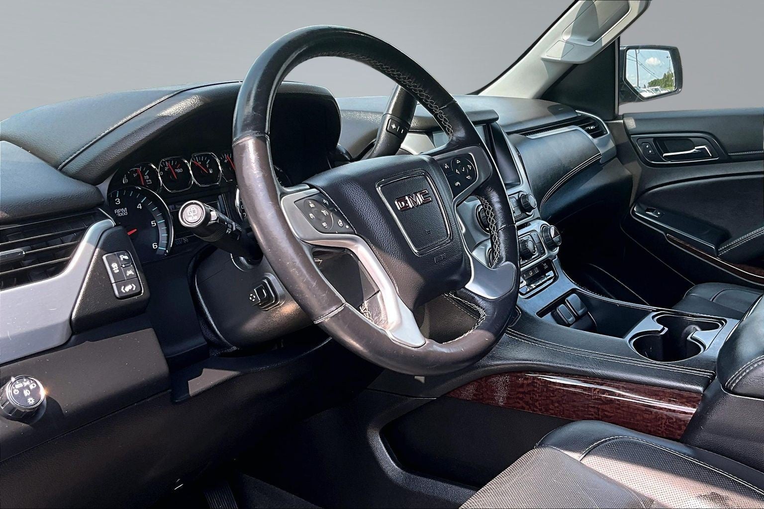 2020 GMC Yukon SLT
