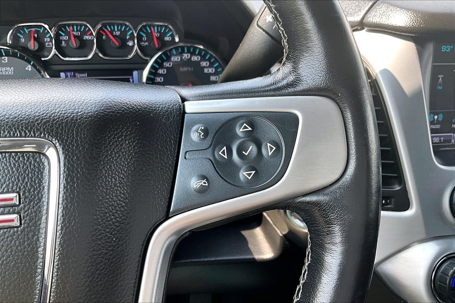 2020 GMC Yukon SLT