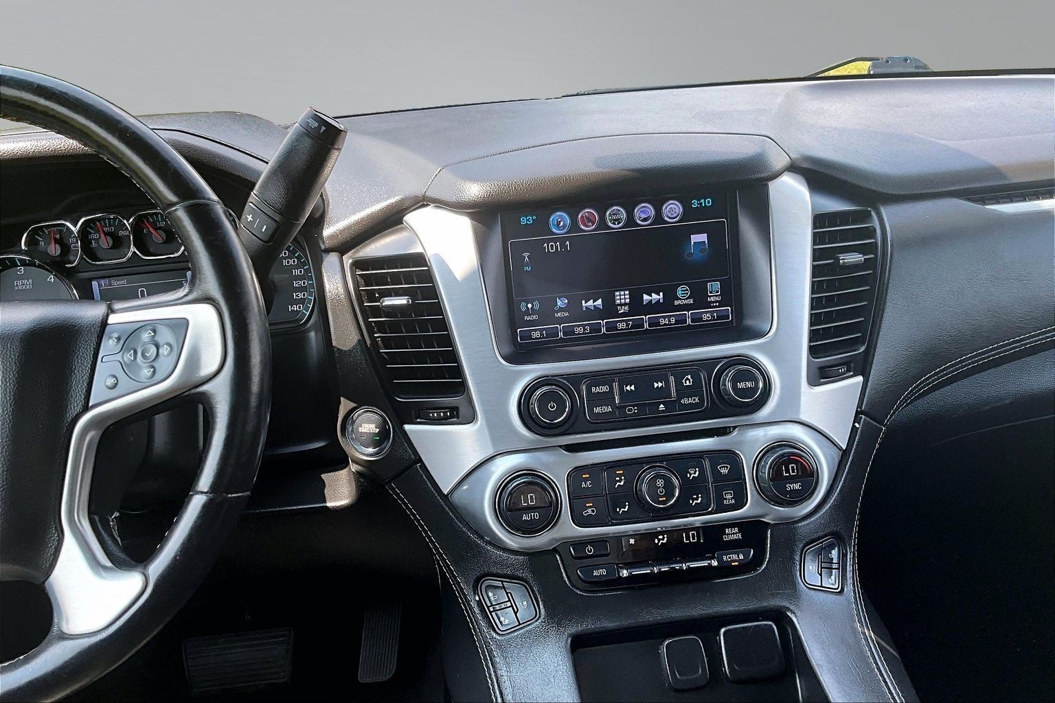 2020 GMC Yukon SLT