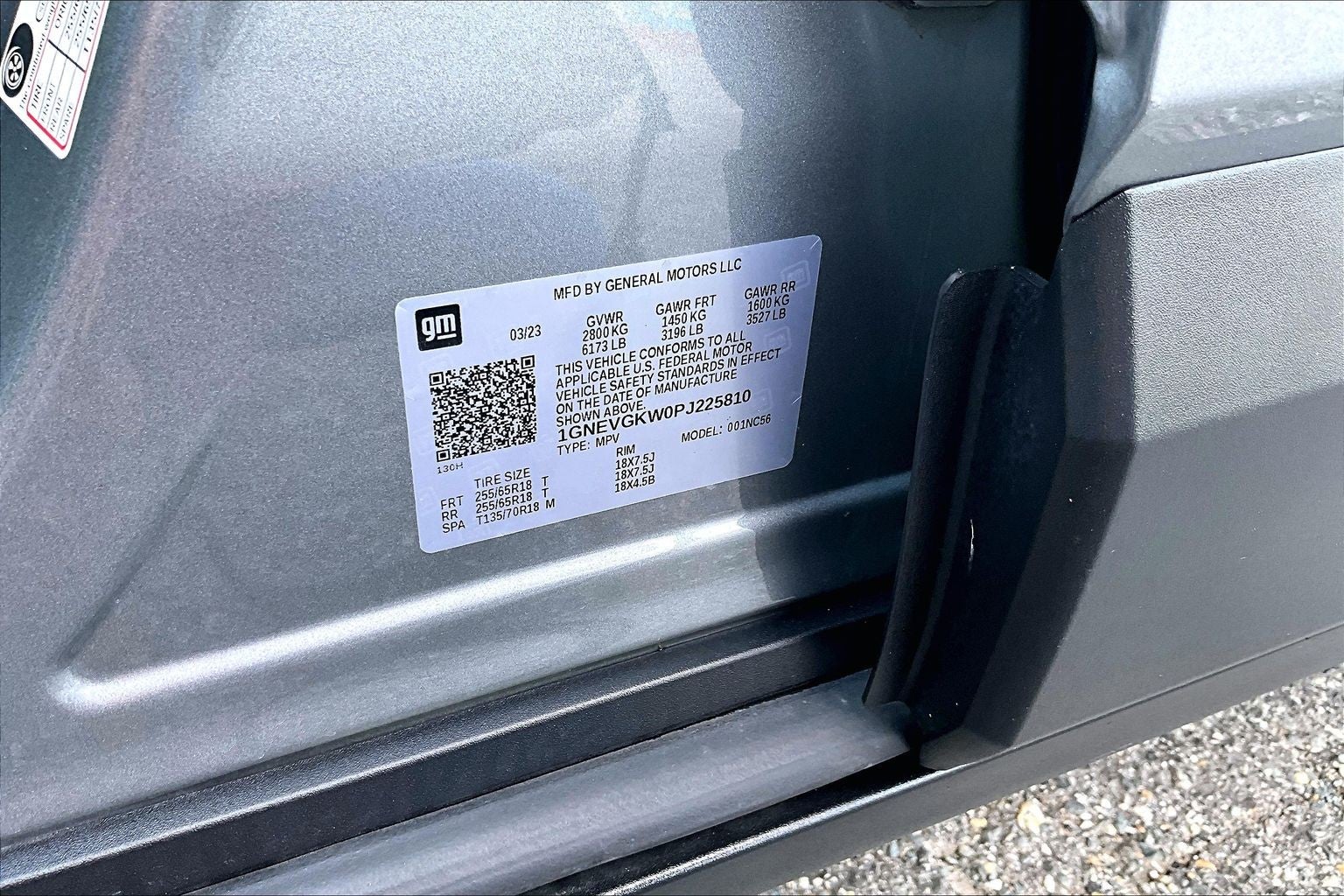 2023 Chevrolet Traverse LT Cloth