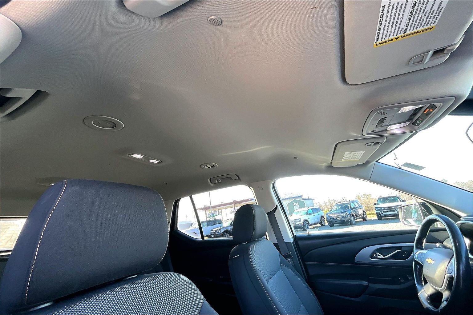 2021 Chevrolet Traverse LT Cloth