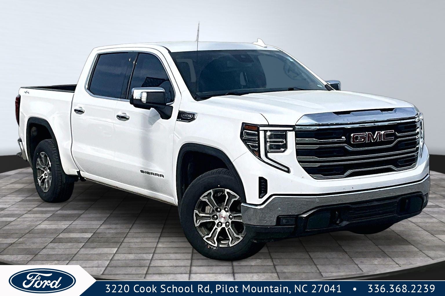 2025 GMC Sierra 1500 SLT