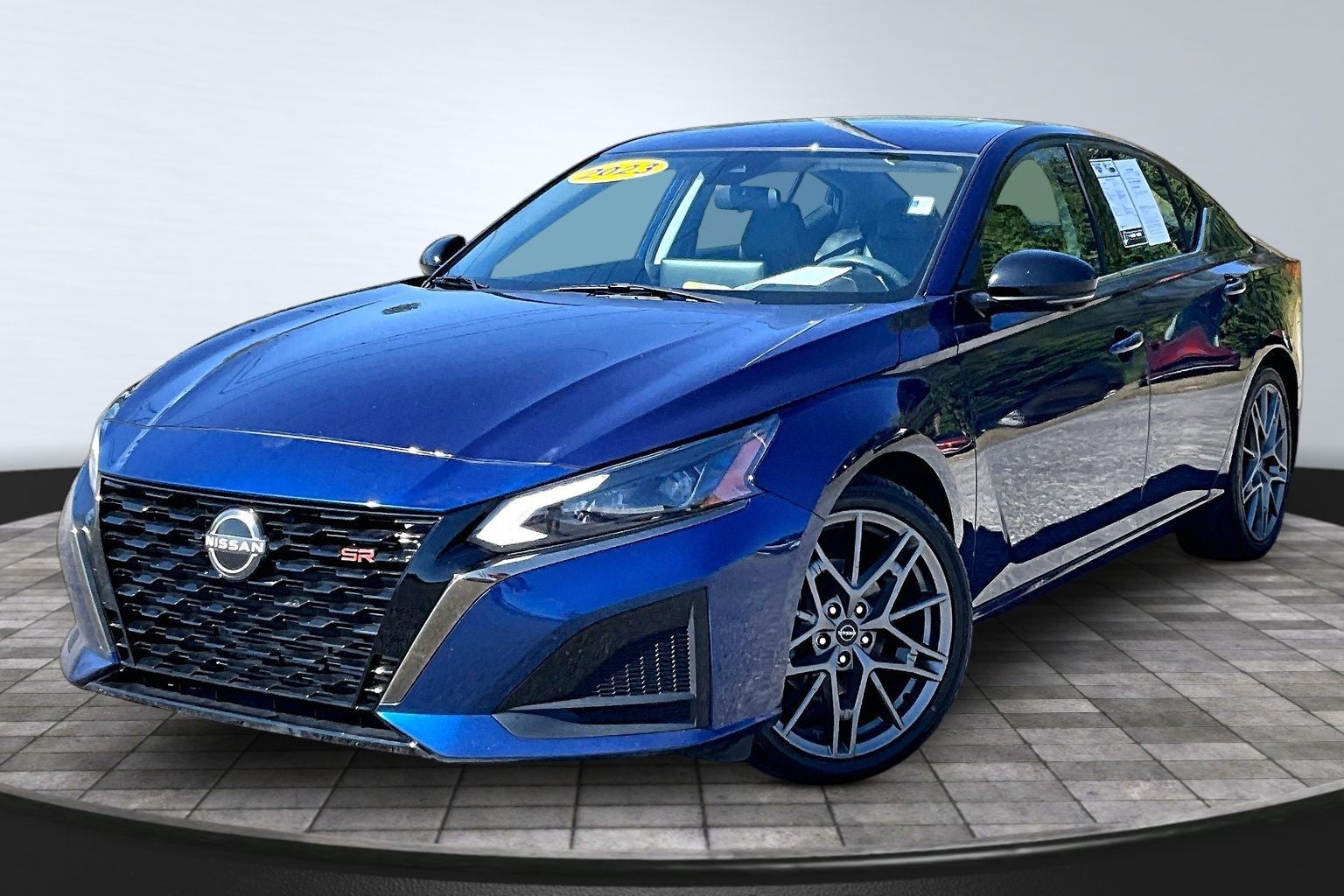 2023 Nissan Altima 2.0 SR