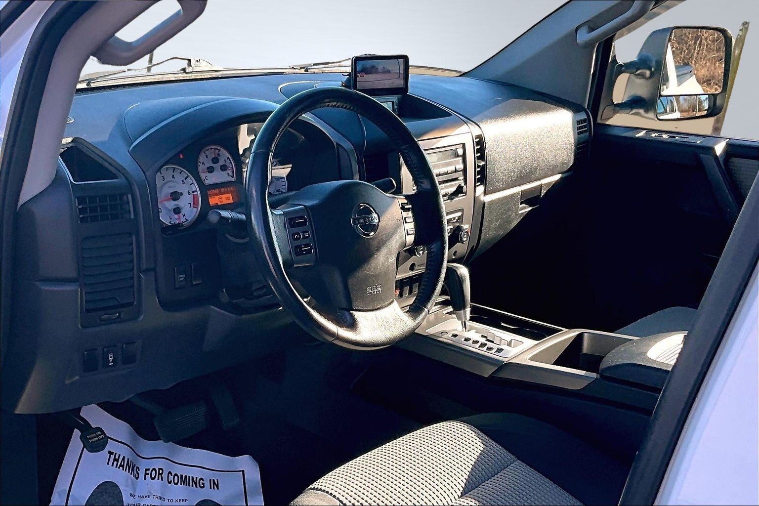 2012 Nissan Titan SV