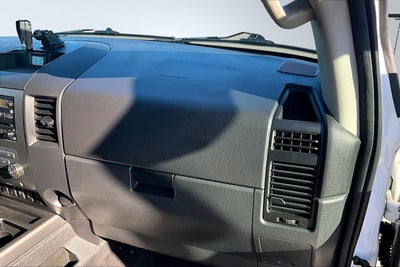 2012 Nissan Titan SV