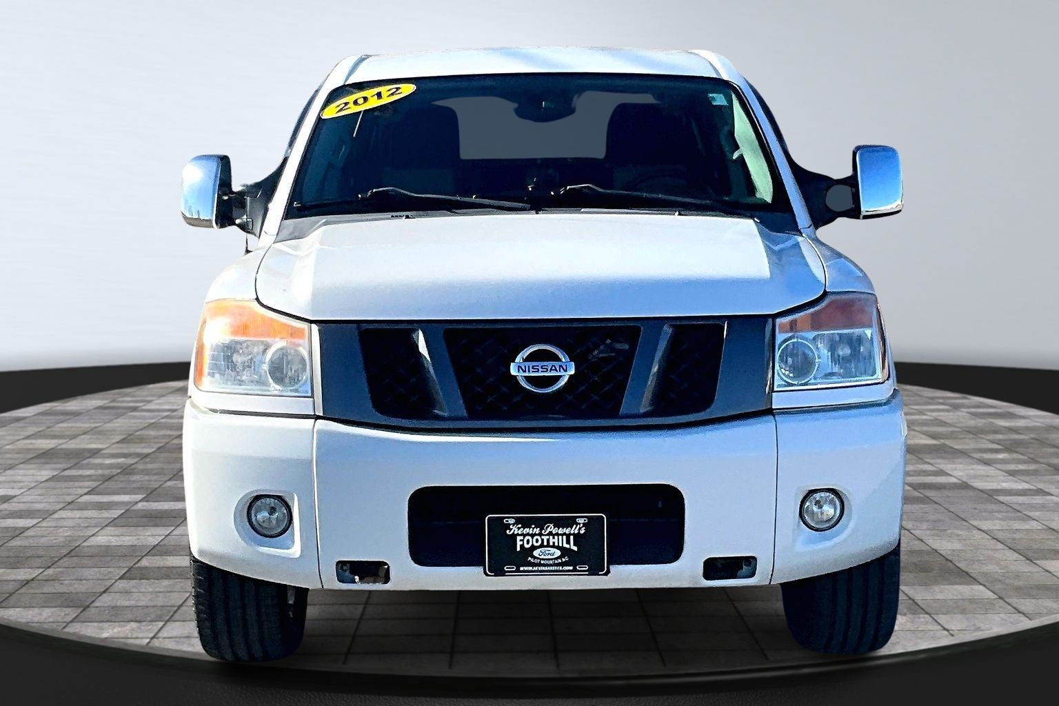 2012 Nissan Titan SV